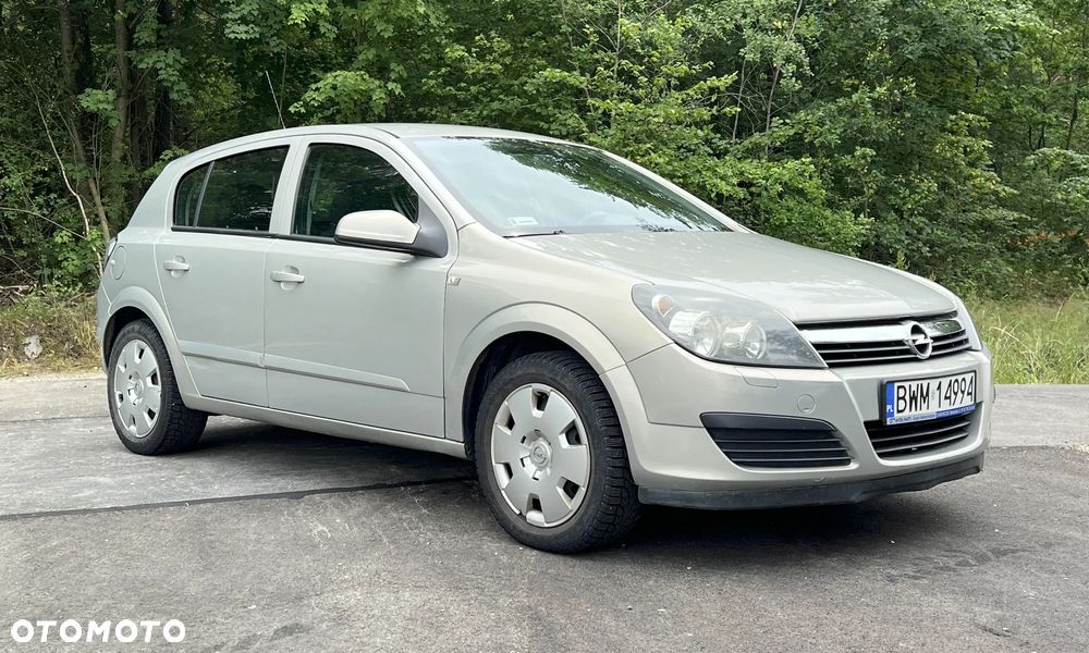 Opel Astra 1.6 Enjoy - 1