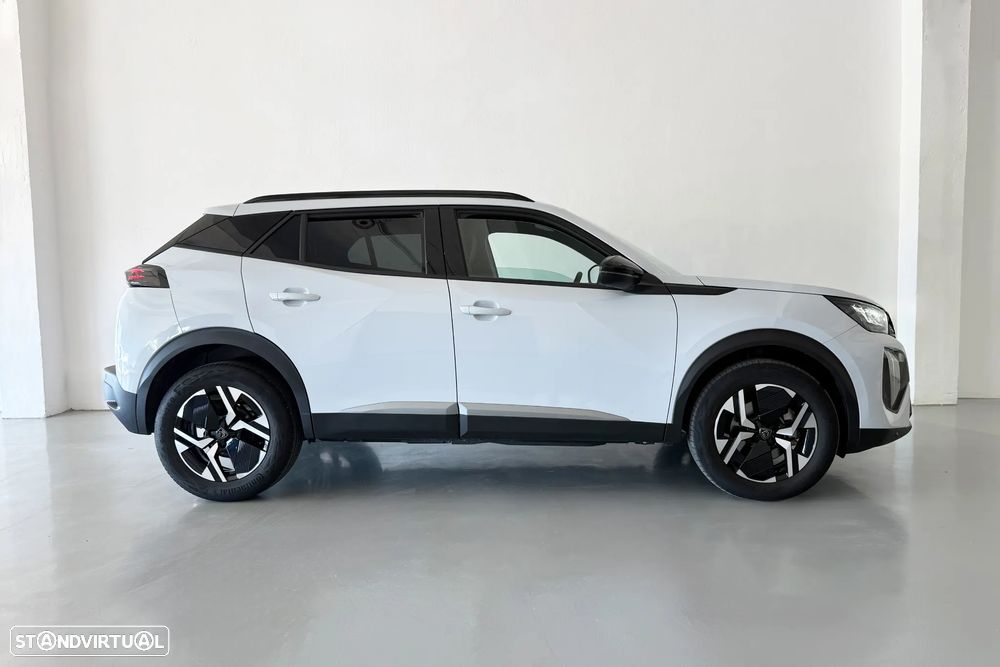 Peugeot 2008 1.2 Hybrid Allure e-DCS6 - 11