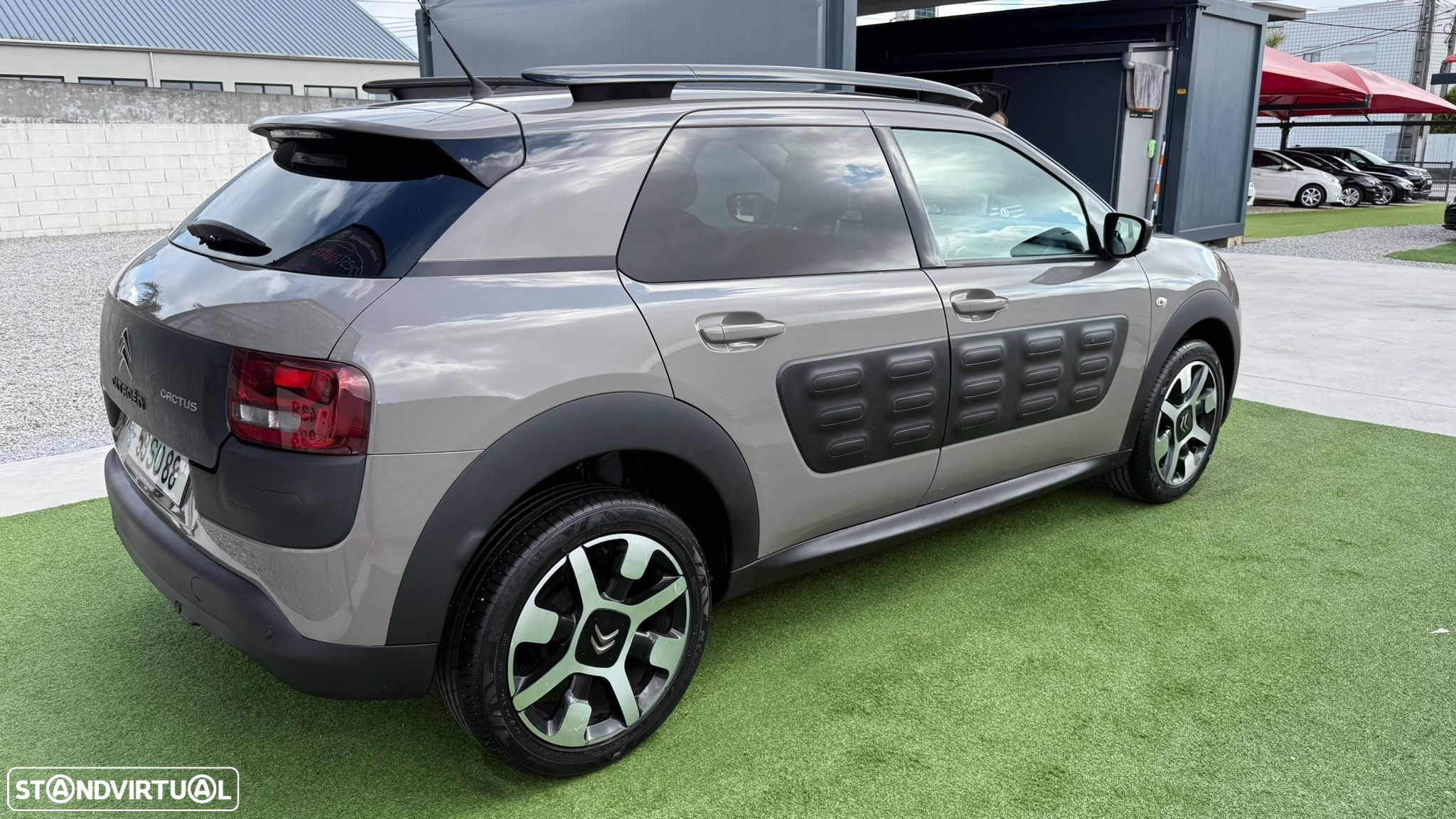 Citroën C4 Cactus 1.2 PureTech Shine - 5