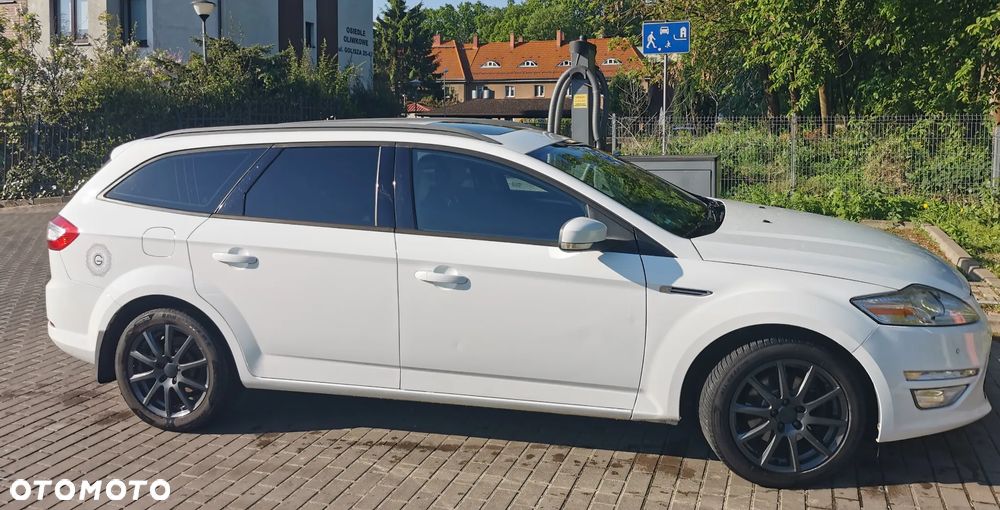 Ford Mondeo 2.0 TDCi Business Edition - 29