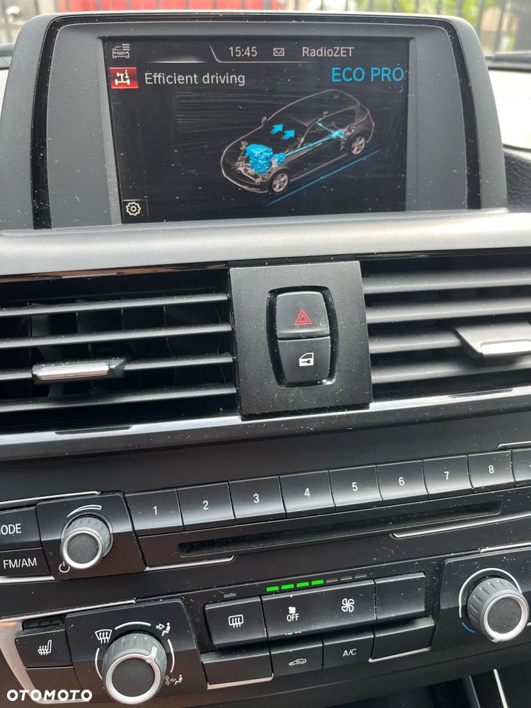 BMW Seria 1 118d Sport Line - 21