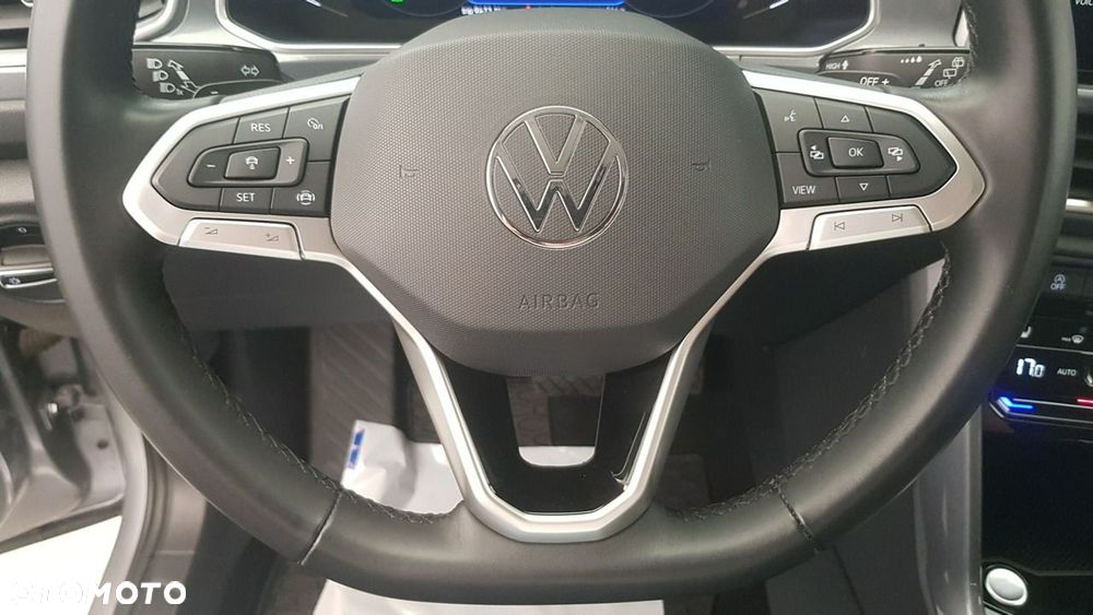 Volkswagen T-Roc - 22