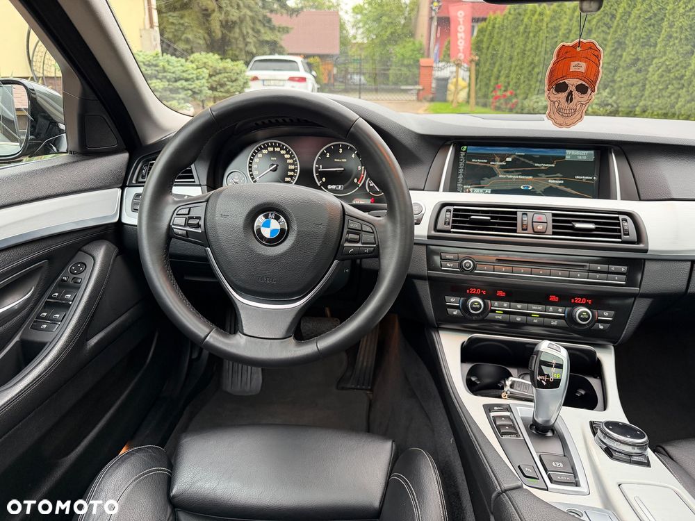 BMW Seria 5 520d Luxury Line - 29