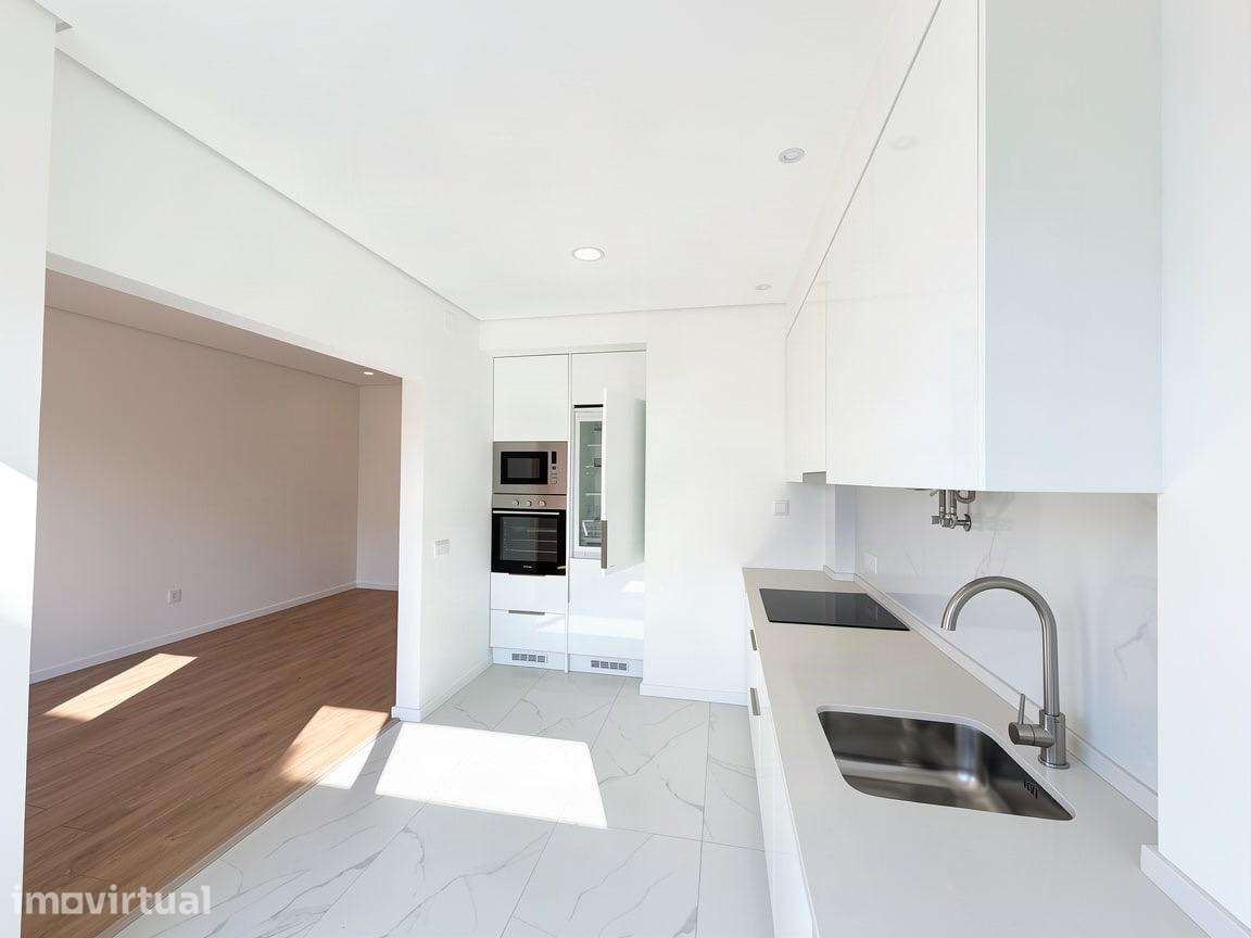 T2 totalmente remodelado no Barreiro - Grande imagem: 3/18
