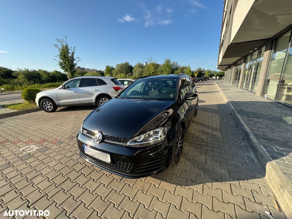Volkswagen Golf 2.0 TDI DSG GTD - 1