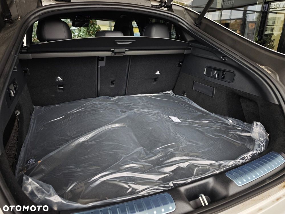 Mercedes-Benz GLC 2025