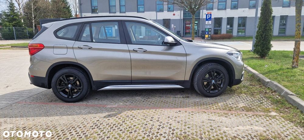BMW X1 xDrive25d xLine sport - 9