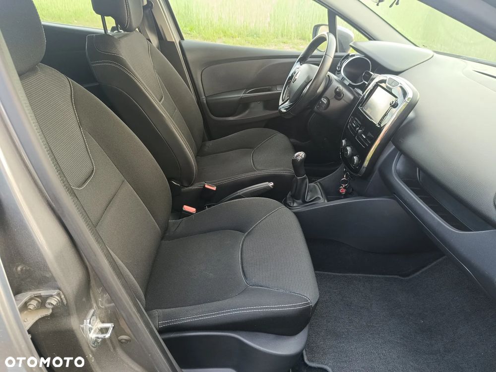Renault Clio - 33