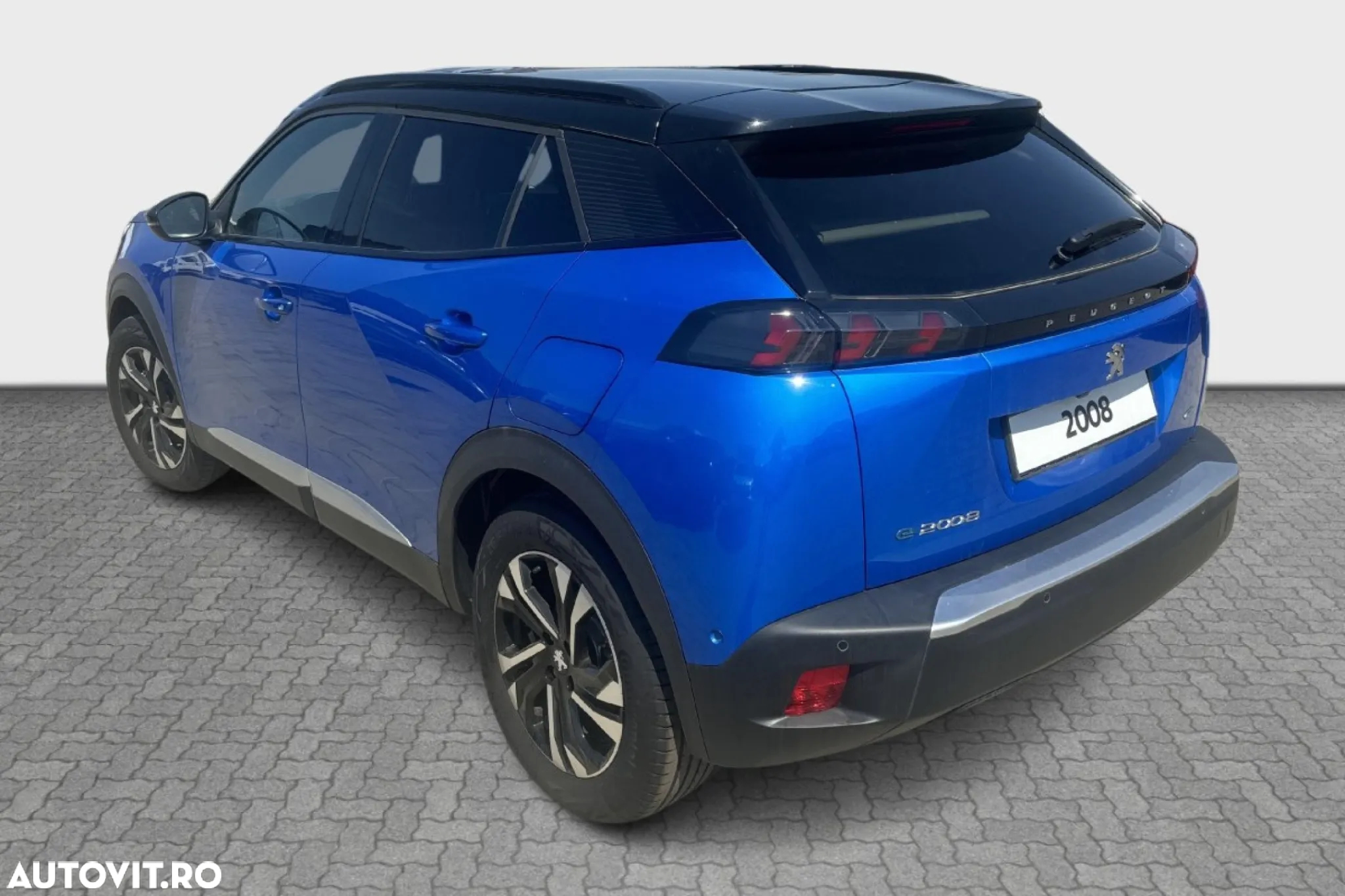 Peugeot 2008 - 4