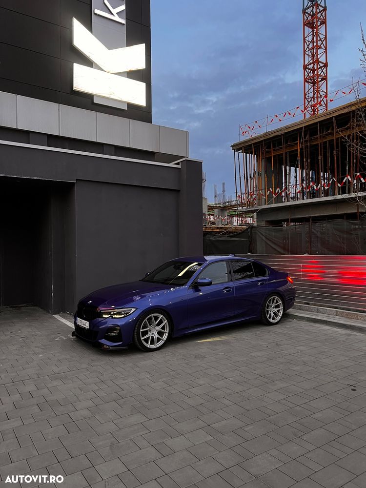 BMW Seria 3 320d xDrive AT MHEV - 2