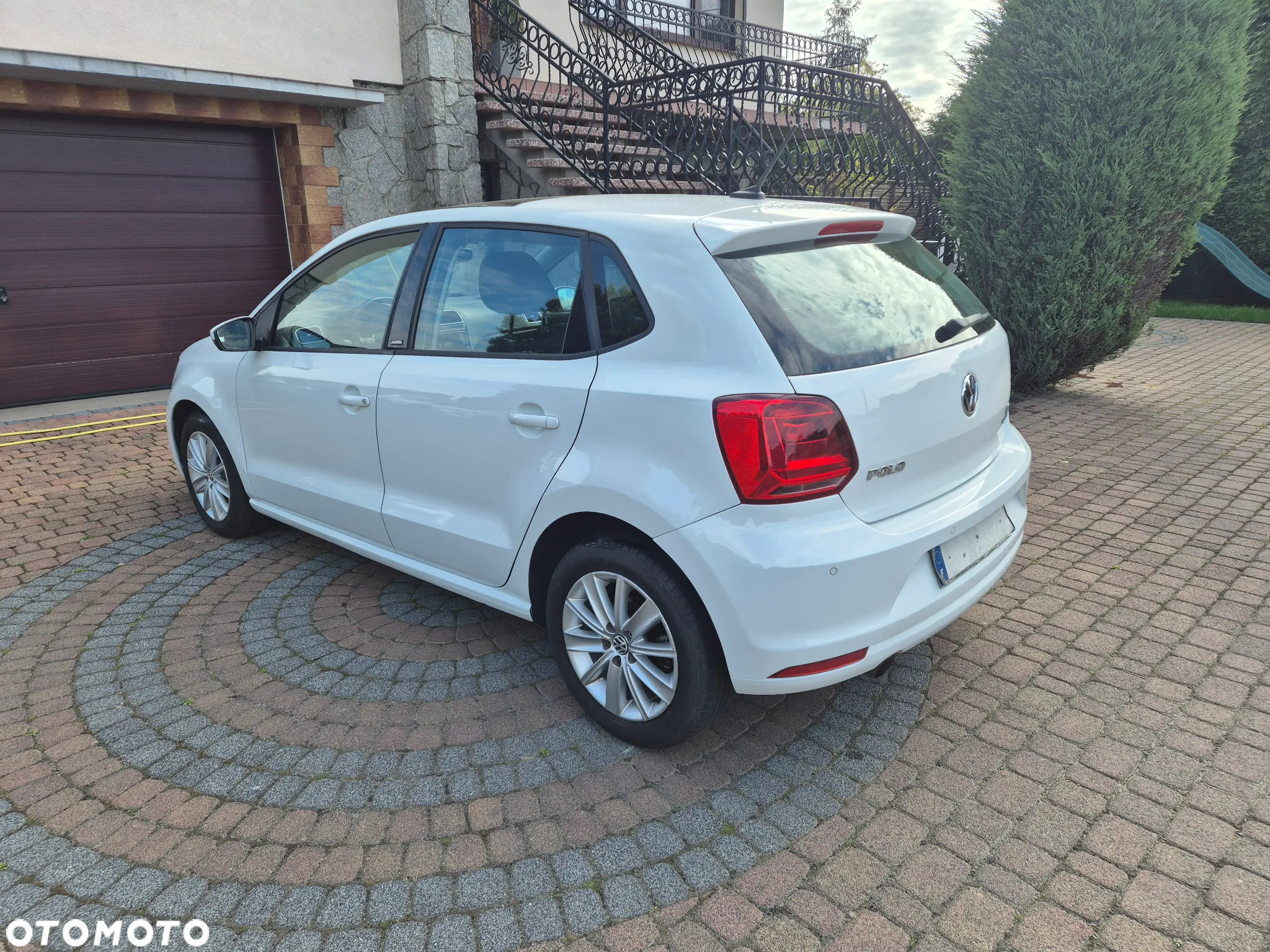 Volkswagen Polo 1.2 TSI MATCH - 4