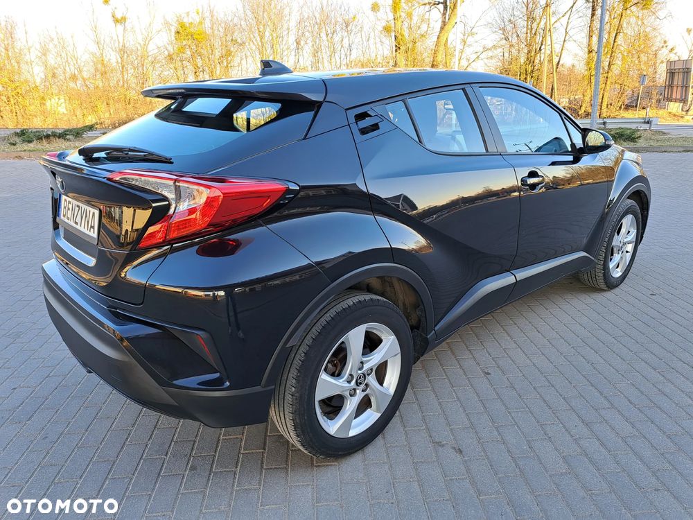 Toyota C-HR - 8