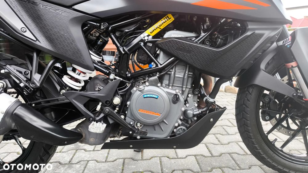KTM Adventure - 28