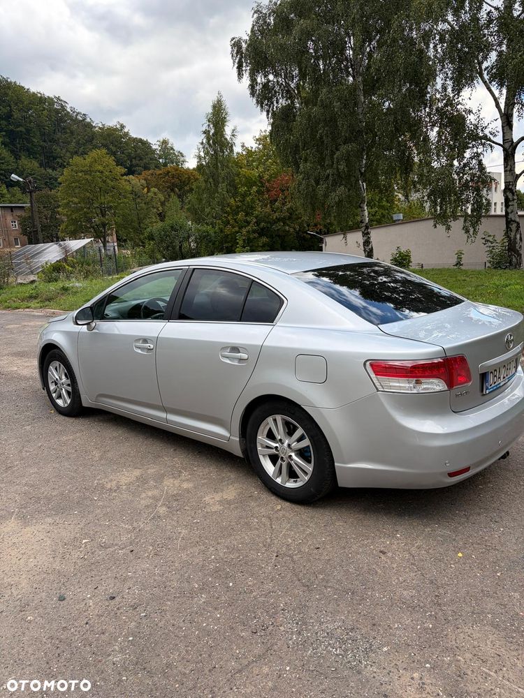 Toyota Avensis 2.0 Prestige NAVI - 3
