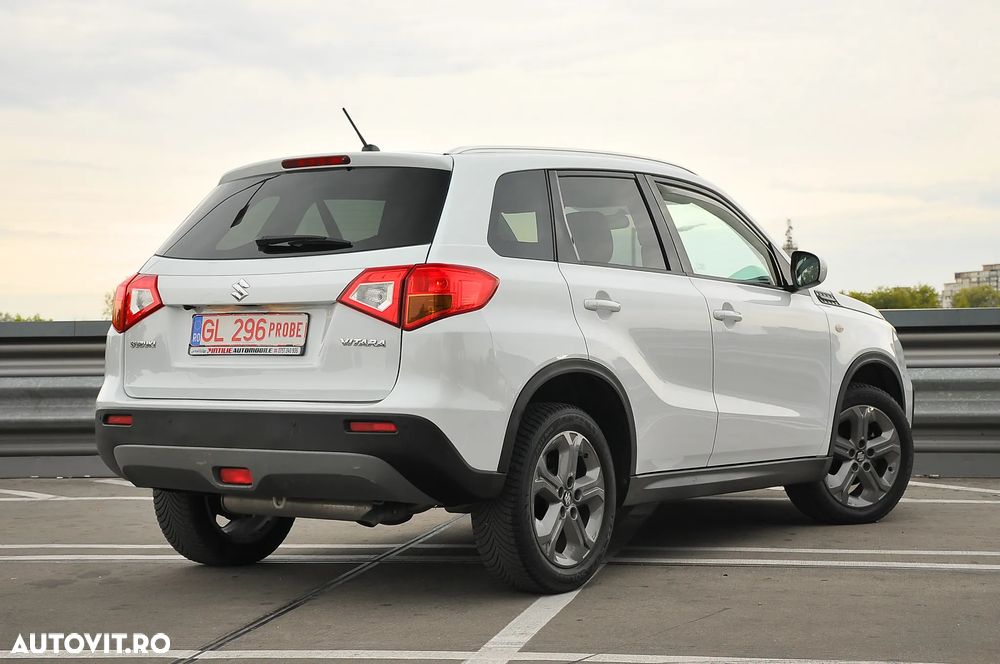 Suzuki Vitara 1.6 DDIS (4x2) Comfort - 2