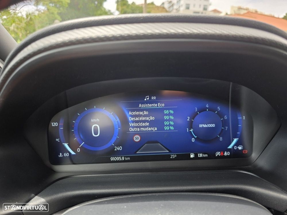 Ford Puma 1.0 EcoBoost Hybrid ST-LINE - 11