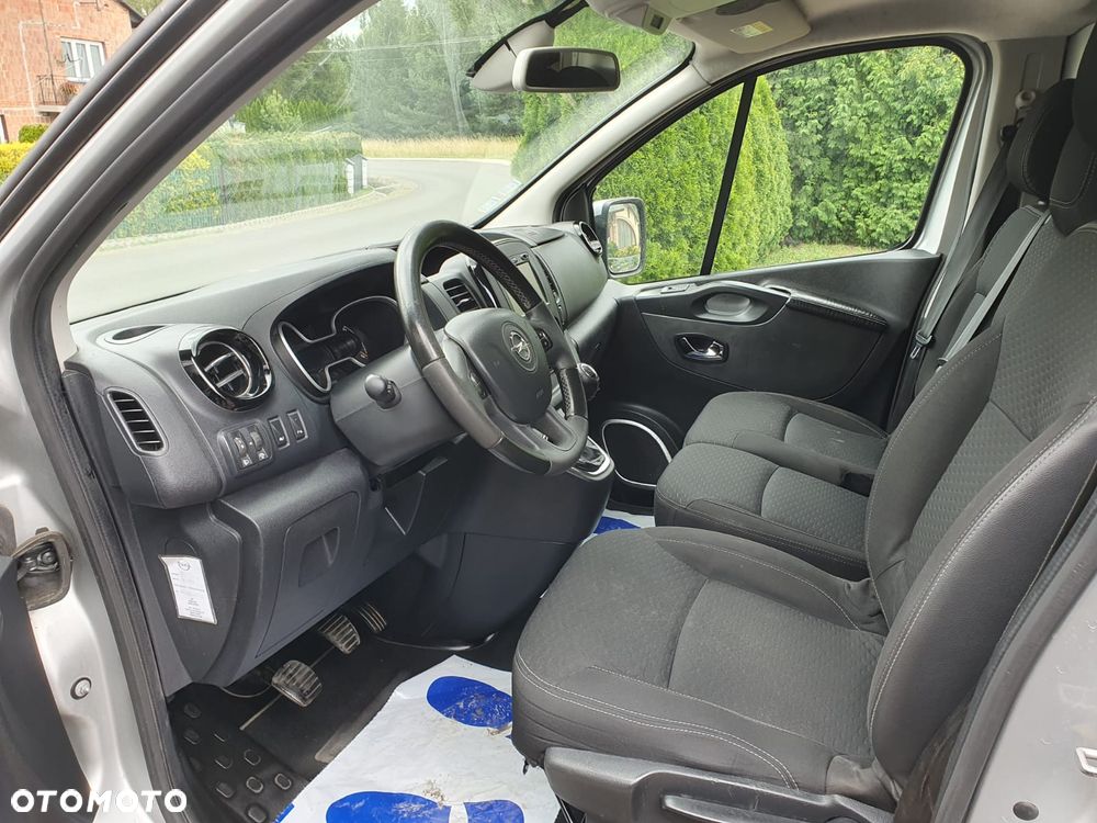 Opel Vivaro - 15