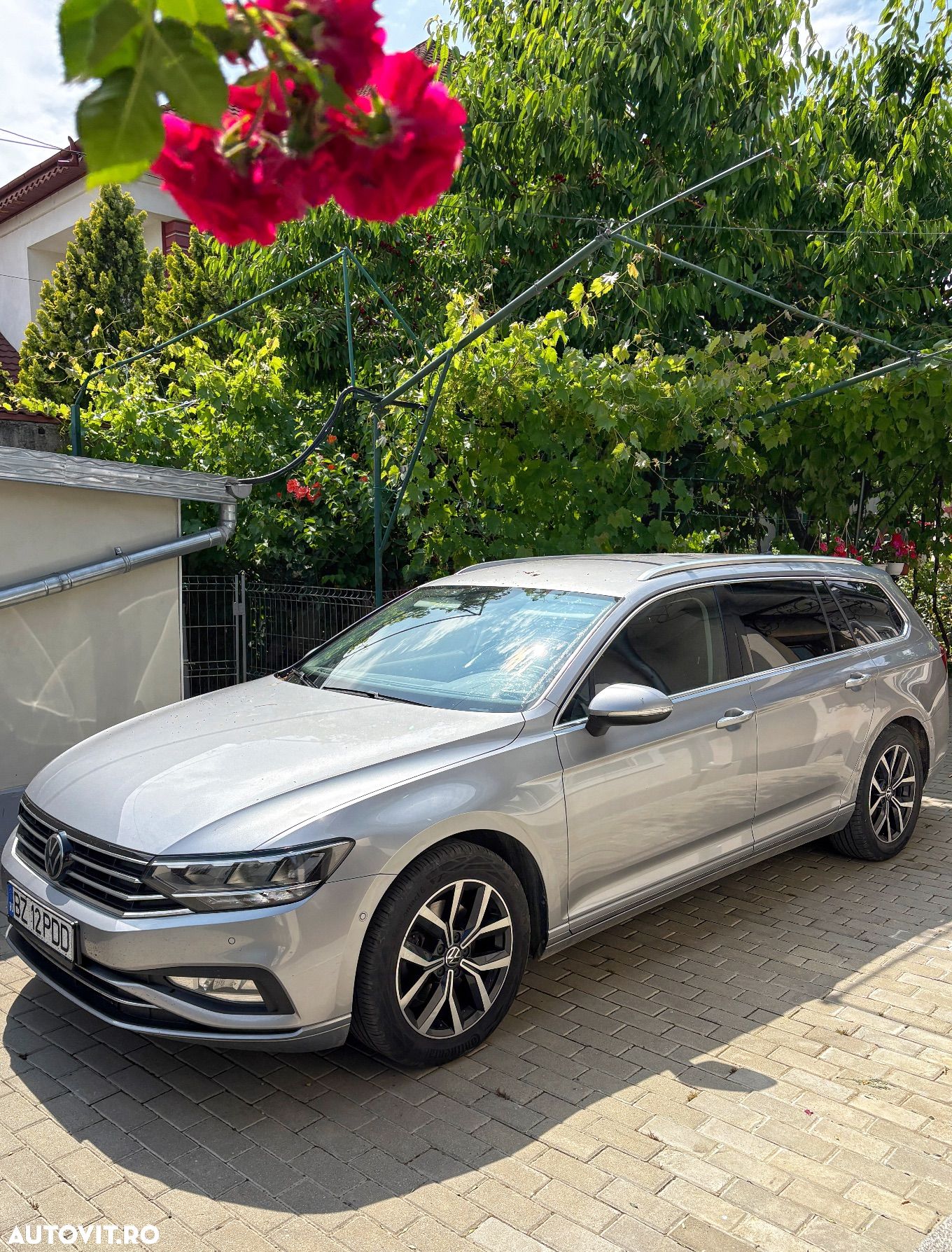 Volkswagen Passat Variant 2.0 TDI DSG Business - 1