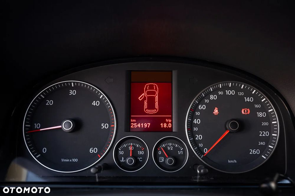 Volkswagen Touran 1.9 TDI United - 26