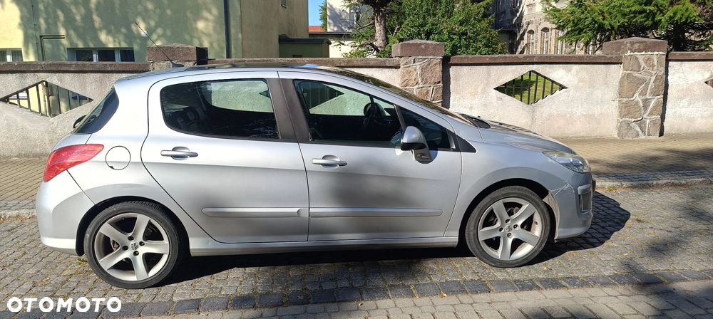 Peugeot 308 1.6 Premium Plus - 1
