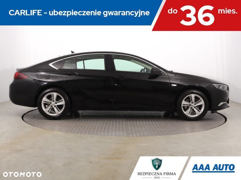 Opel Insignia - 8