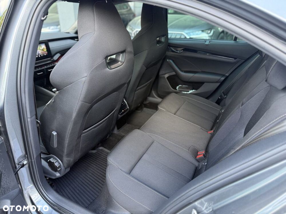 Skoda Octavia 1.5 TSI e-Tec Sportline DSG - 19