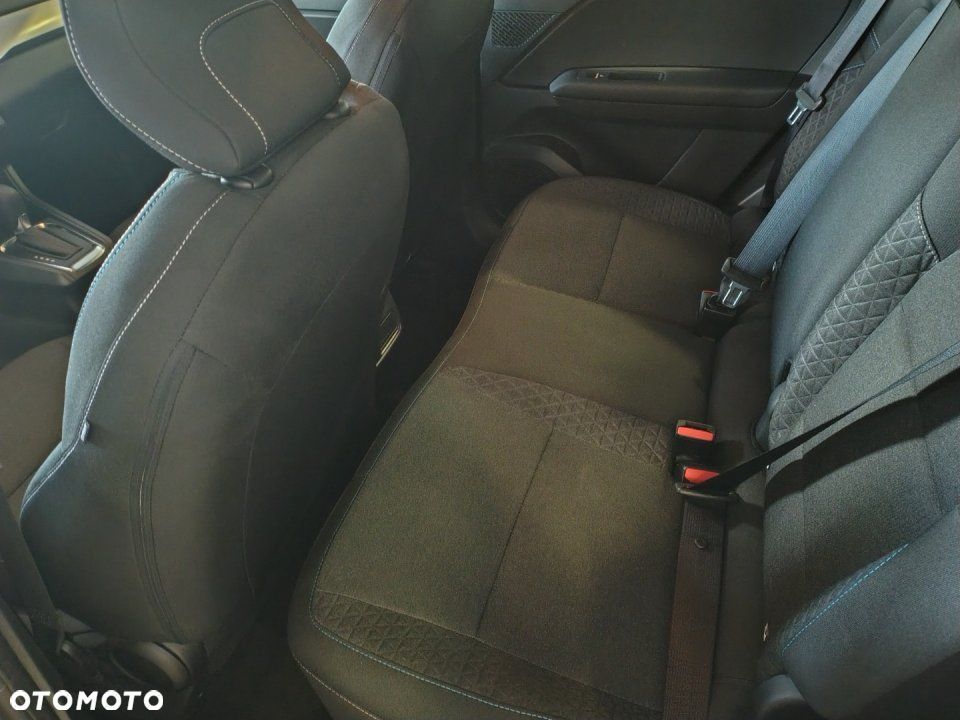 Mitsubishi ASX - 8
