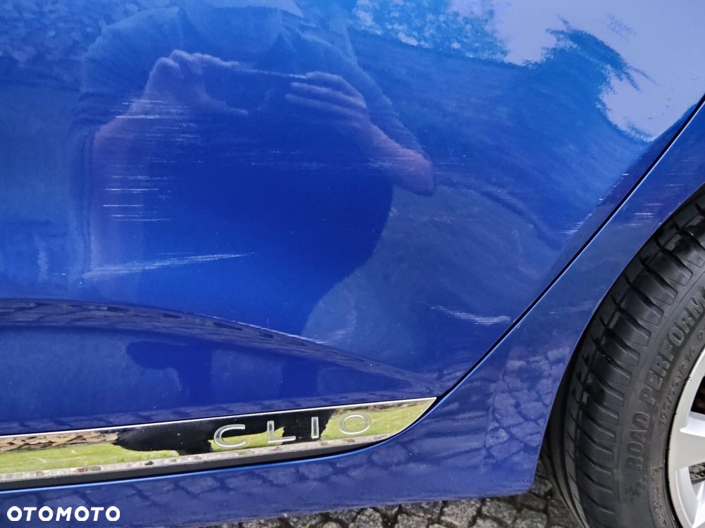 Renault Clio TCe 100 INTENS - 13