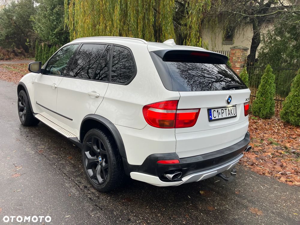 BMW X5 4.8i xDrive - 2