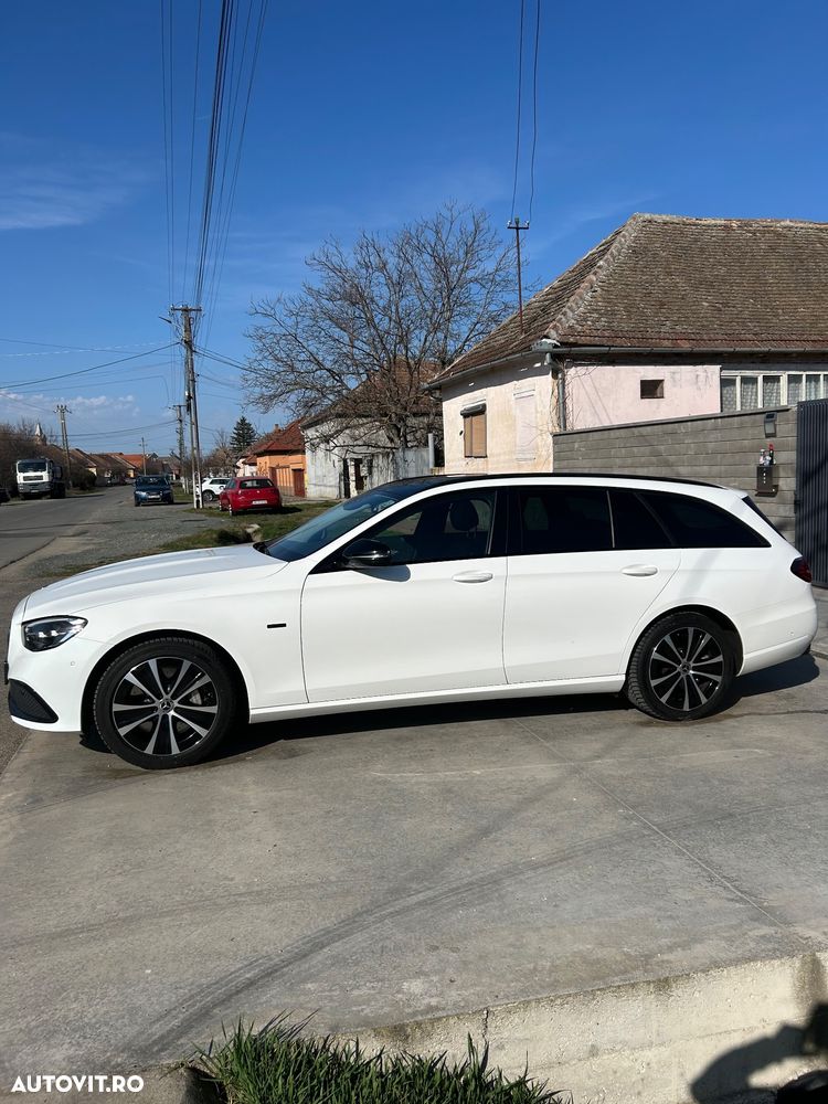 Mercedes-Benz E 300 de 9G-TRONIC Night Edition - 3