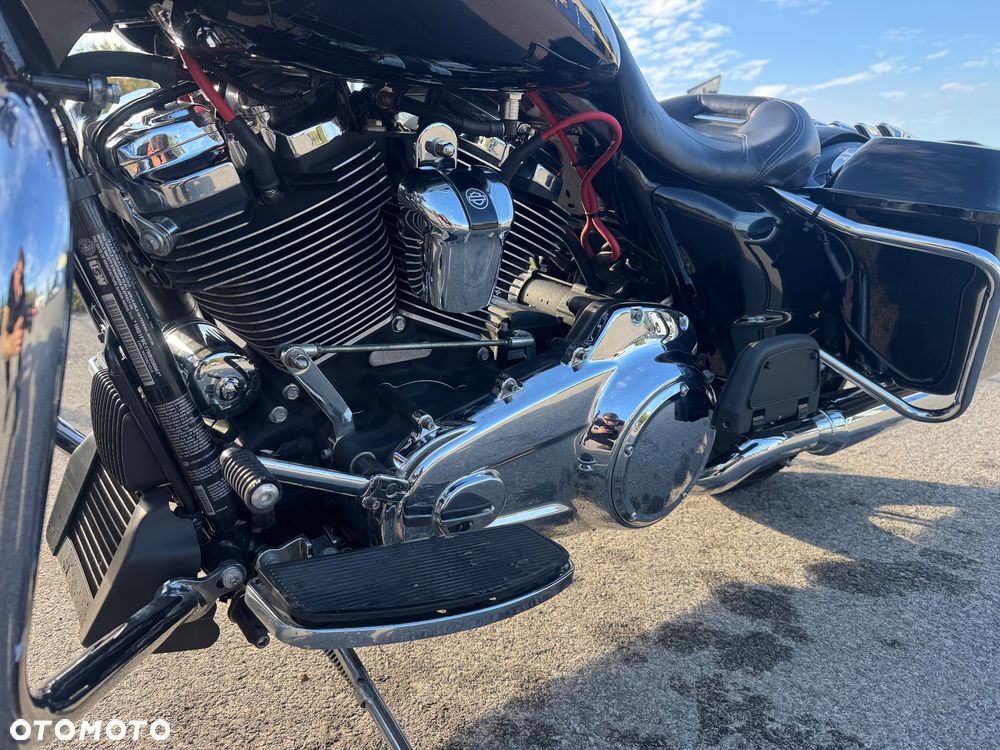Harley-Davidson Touring Road King - 18