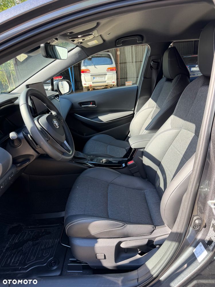 Toyota Corolla - 7