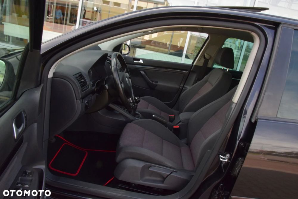 Volkswagen Golf 1.4 TSI GT - 23