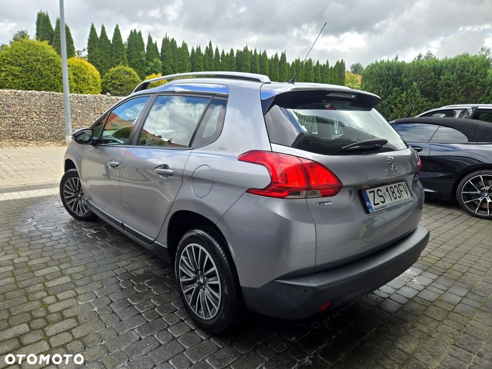 Peugeot 2008 1.2 VTi/Pure Tech Active - 3