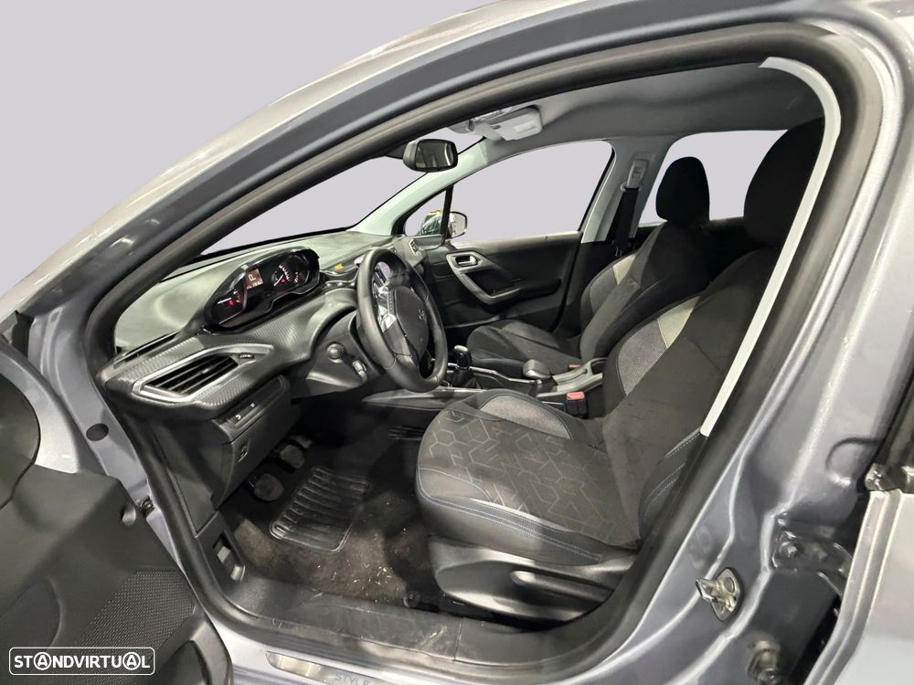 Peugeot 2008 - 24