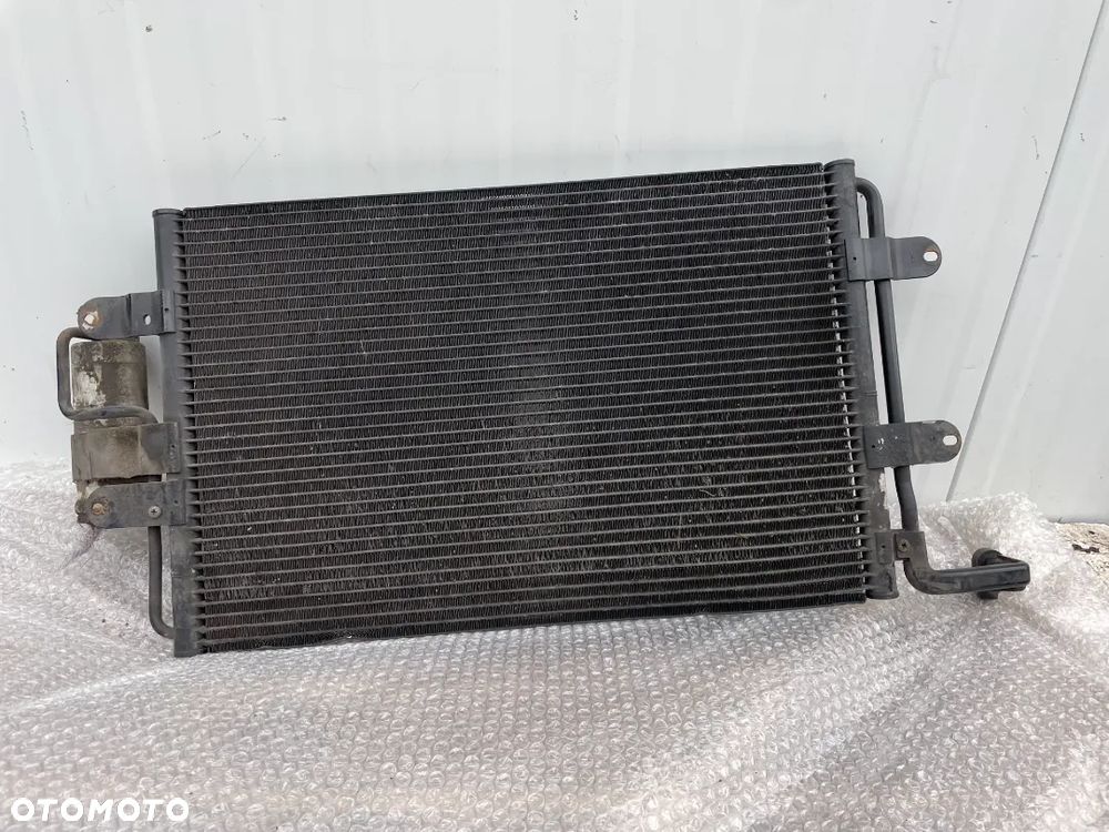CHŁODNICA KLIMATYZACJI VW GOLF IV SEAT LEON I TOLEDO II SKODA OCTAVIA I AUDI A3 - 4