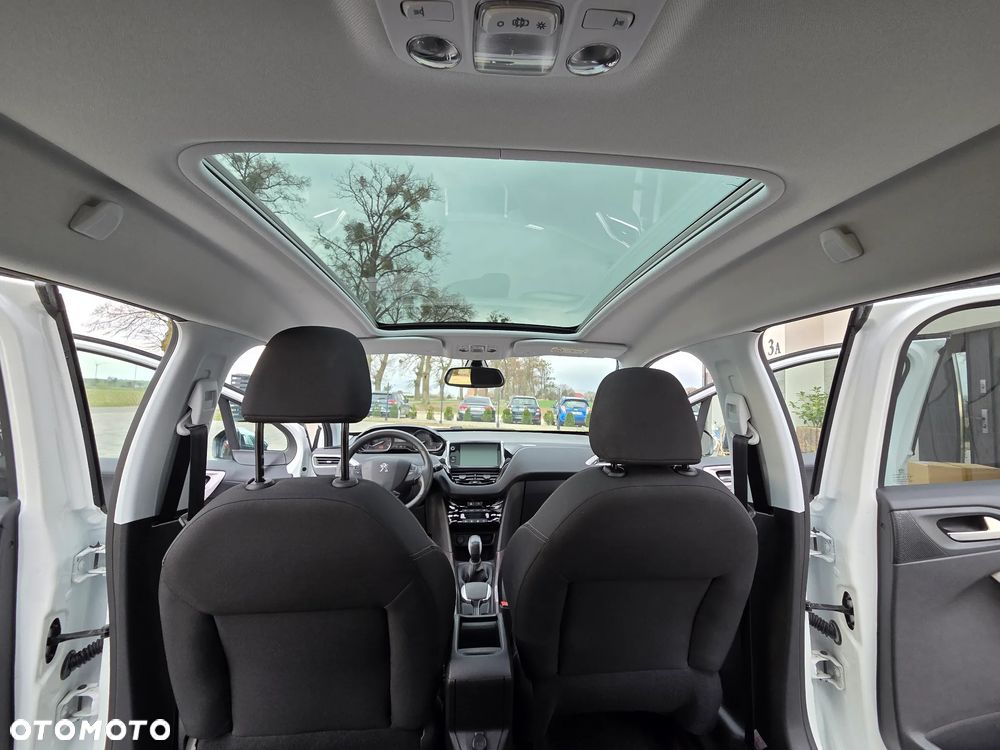 Peugeot 2008 Blue-HDi FAP 100 STOP & START Style - 16