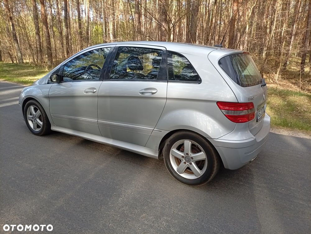 Mercedes-Benz Klasa B 200 CDI Autotronic - 3