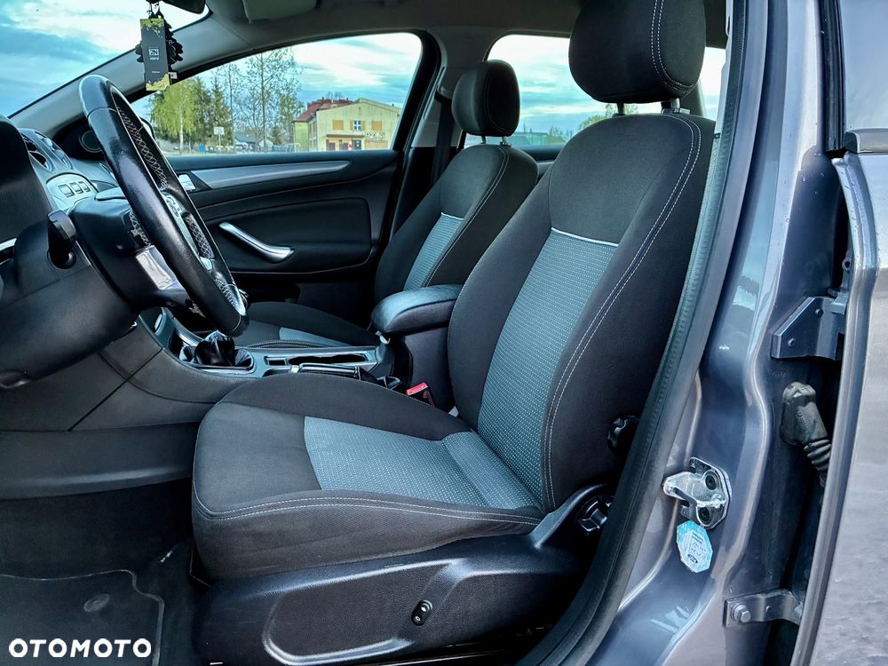 Ford Mondeo 2.0 TDCi Silver X - 8