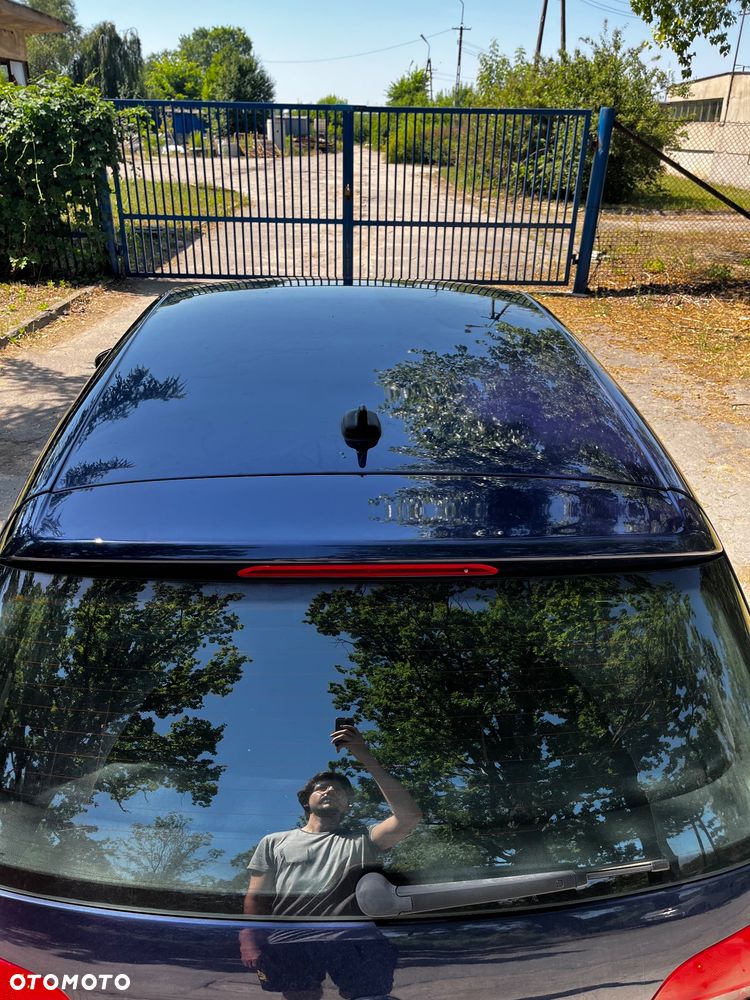 Volkswagen Golf 1.6 TDI DPF Trendline - 26