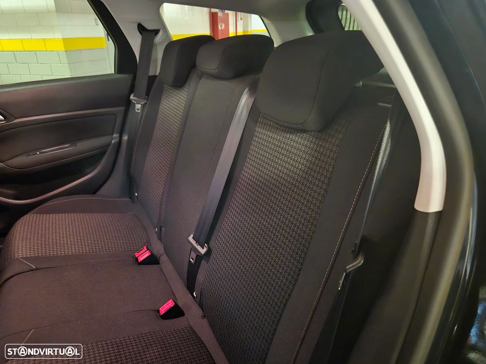Peugeot 308 SW 1.6 BlueHDi Style - 30