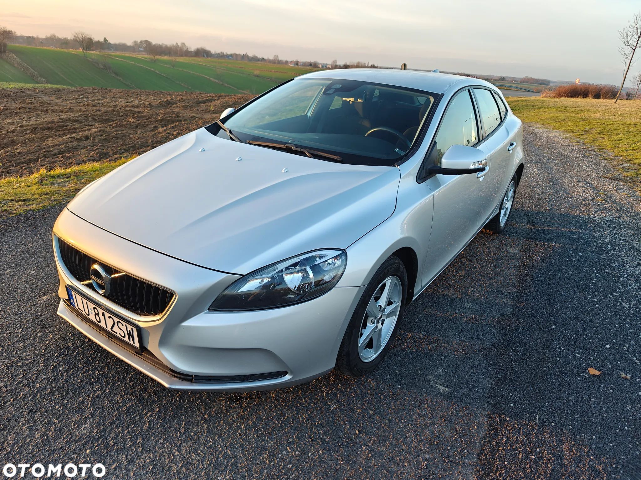 Volvo V40 D2 Drive-E Kinetic - 1