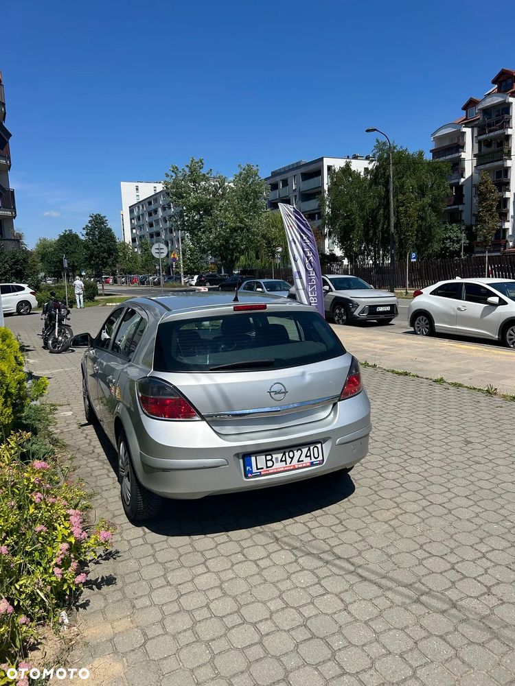 Opel Astra 1.6 Enjoy - 4
