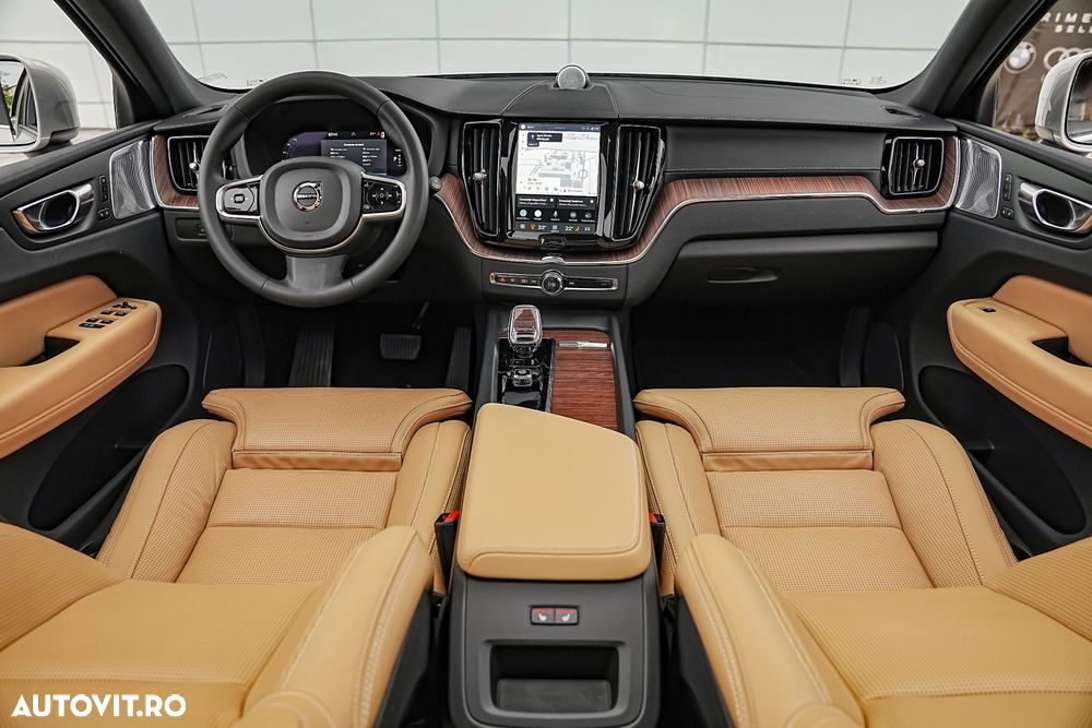 Volvo XC 60 Recharge T6 Twin Engine eAWD Inscription Expression - 2