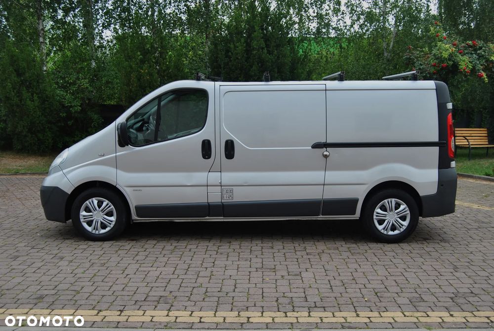 Opel Vivaro - 12