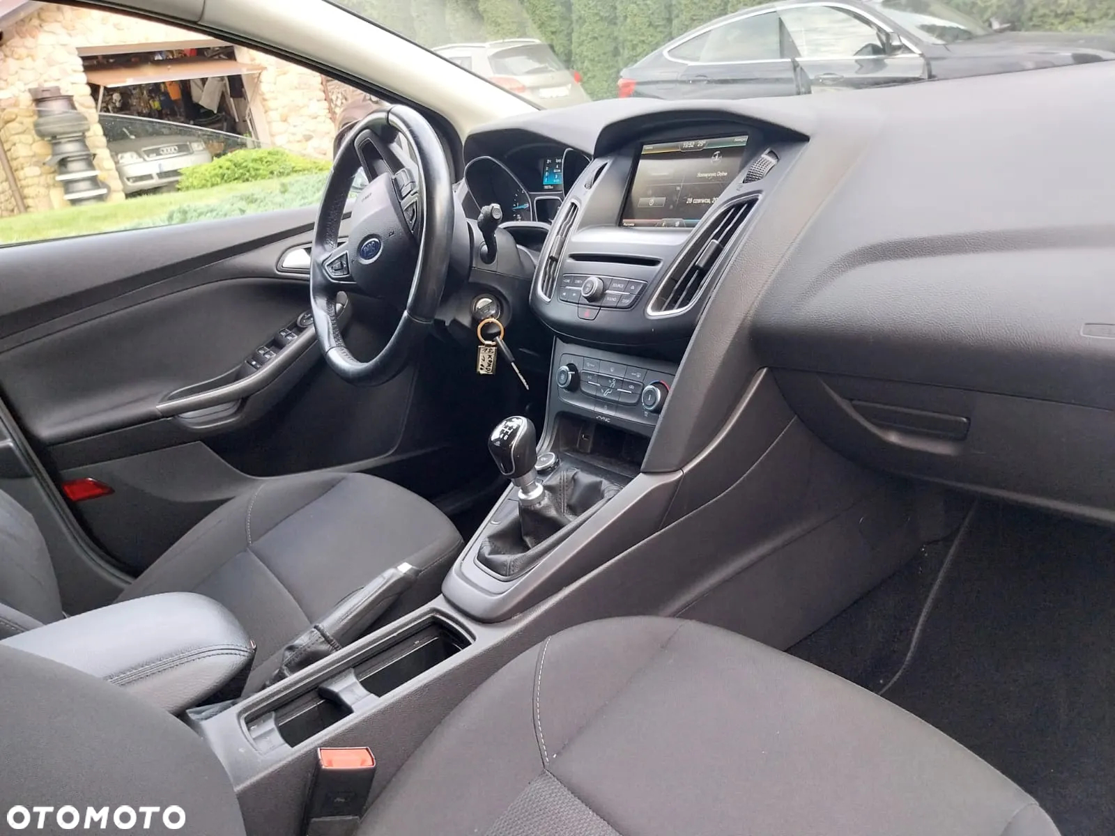 Ford Focus - 32