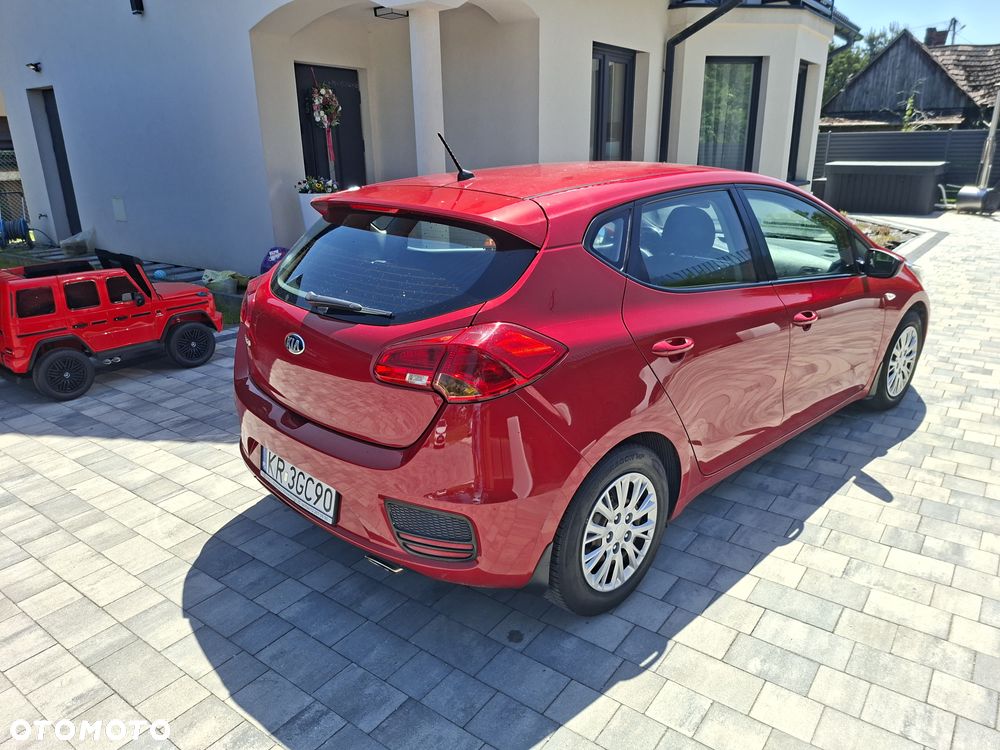 Kia Ceed 1.4 L - 4
