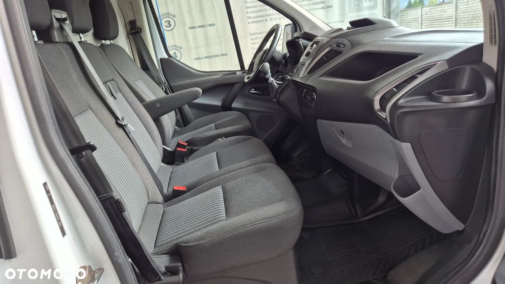 Ford Transit Custom - 29