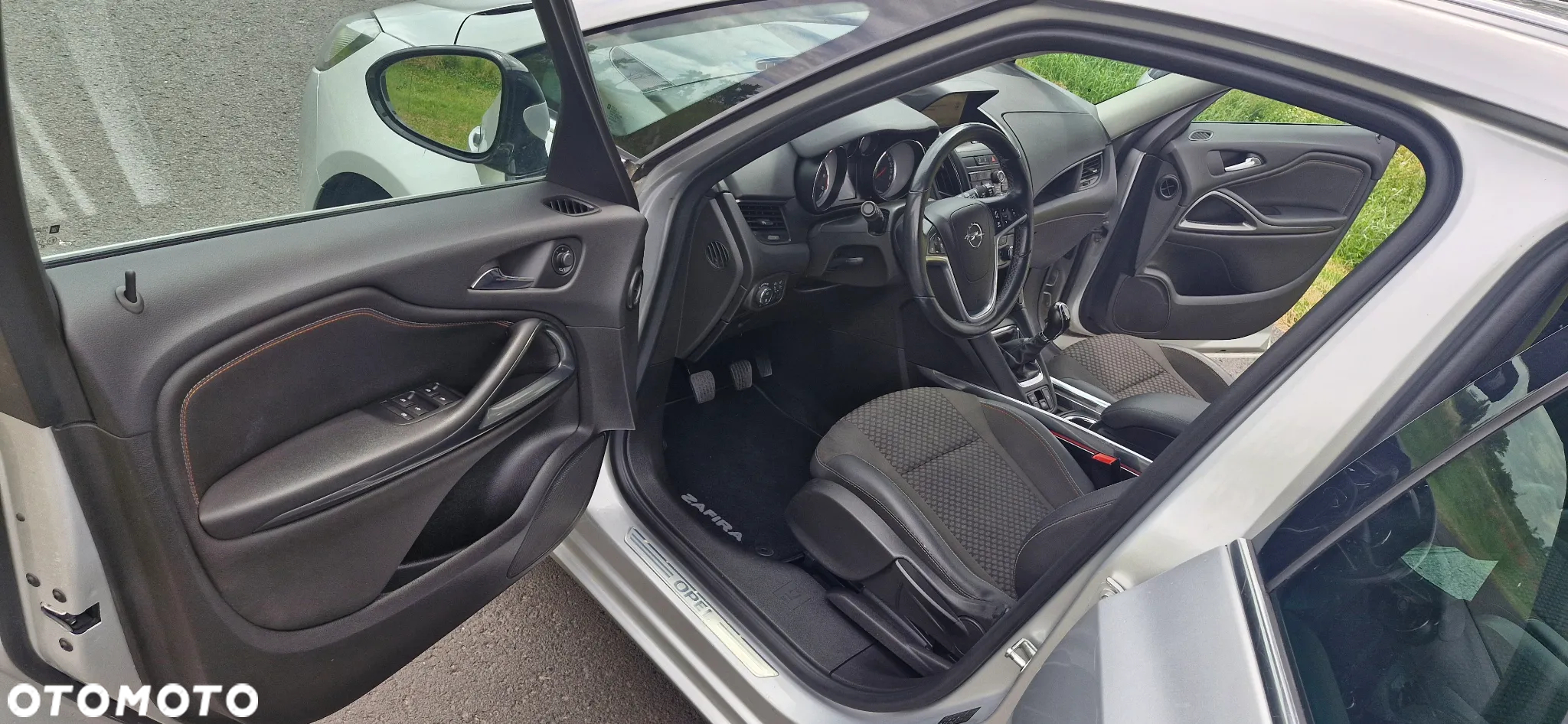 Opel Zafira 1.6 CDTI Enjoy S&S - 9