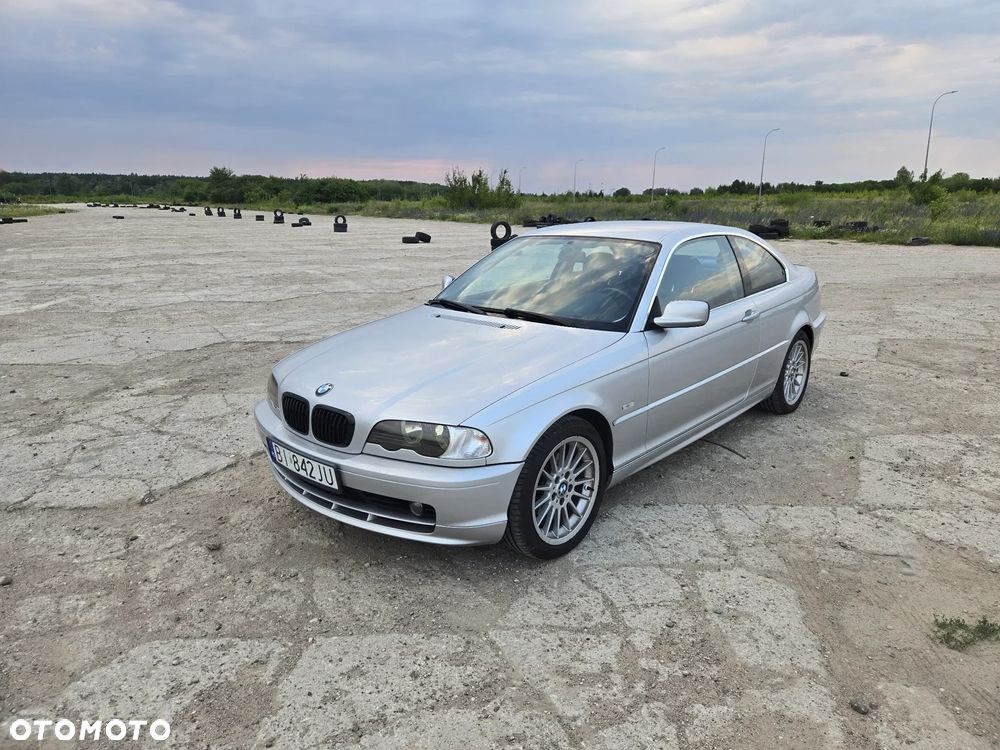 BMW Seria 3 323Ci - 1